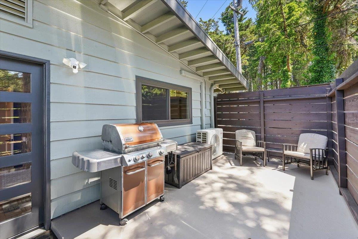 Detail Gallery Image 36 of 46 For 12960 Skyline Blvd, Woodside,  CA 94062 - 3 Beds | 2 Baths