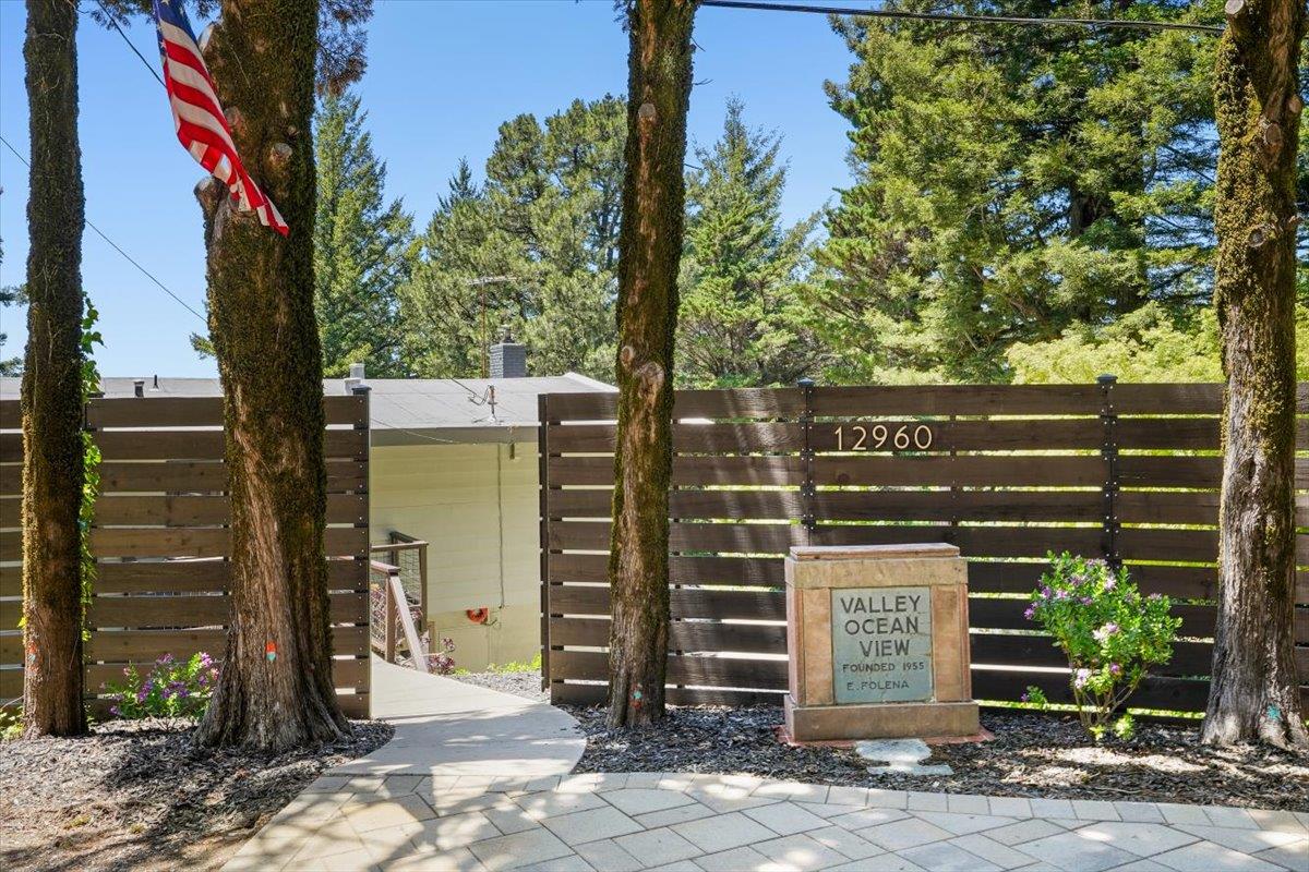 Detail Gallery Image 43 of 46 For 12960 Skyline Blvd, Woodside,  CA 94062 - 3 Beds | 2 Baths