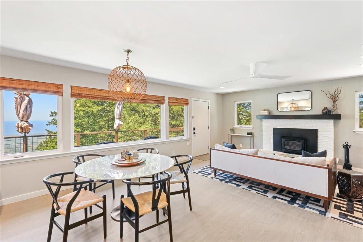 Detail Gallery Image 6 of 46 For 12960 Skyline Blvd, Woodside,  CA 94062 - 3 Beds | 2 Baths