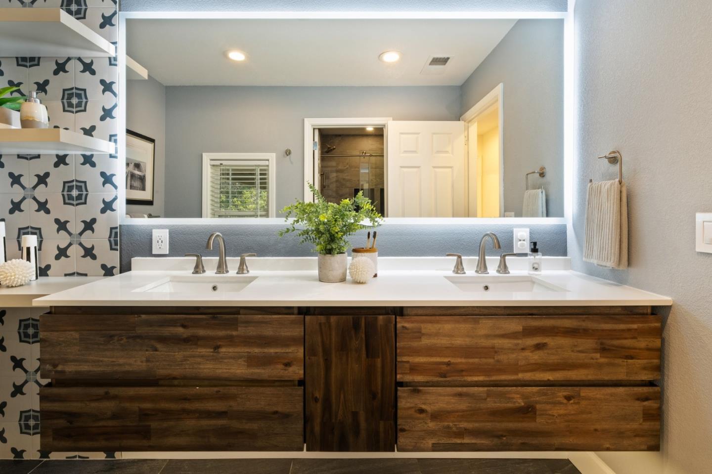 Detail Gallery Image 22 of 31 For 426 8th Ave, Menlo Park,  CA 94025 - 4 Beds | 2/1 Baths