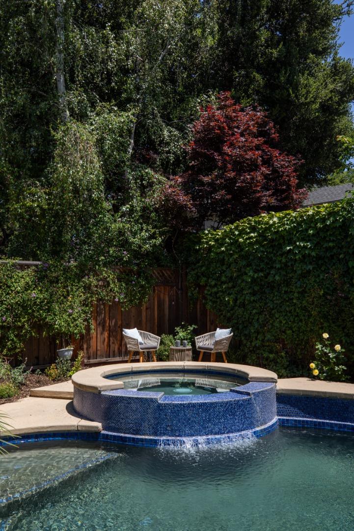 Detail Gallery Image 29 of 31 For 426 8th Ave, Menlo Park,  CA 94025 - 4 Beds | 2/1 Baths