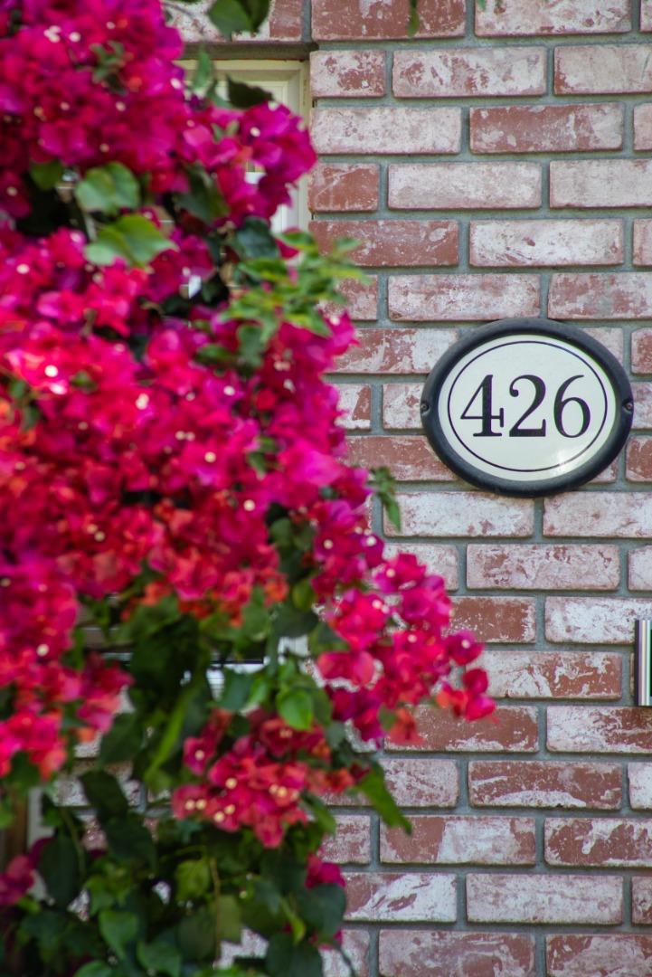 Detail Gallery Image 5 of 31 For 426 8th Ave, Menlo Park,  CA 94025 - 4 Beds | 2/1 Baths
