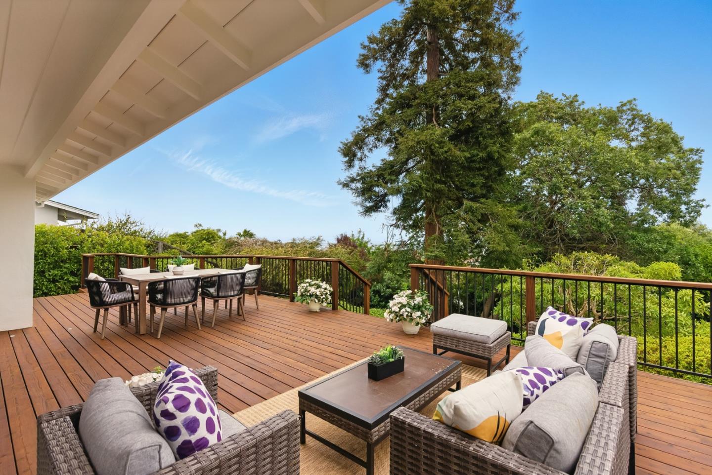 Detail Gallery Image 19 of 47 For 24 Chilton Ave, San Carlos,  CA 94070 - 4 Beds | 2 Baths