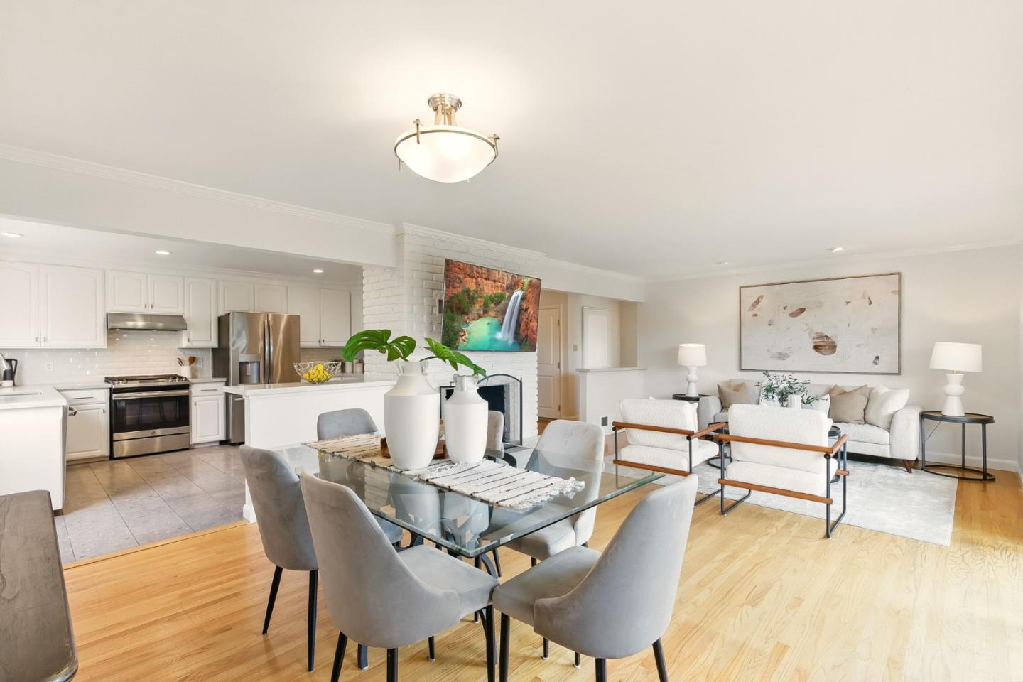 Detail Gallery Image 20 of 47 For 24 Chilton Ave, San Carlos,  CA 94070 - 4 Beds | 2 Baths