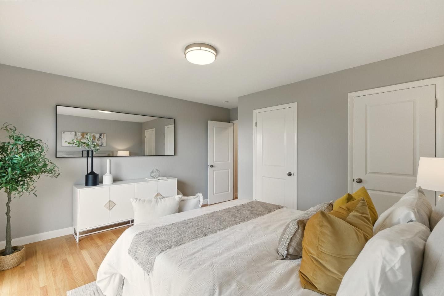 Detail Gallery Image 23 of 47 For 24 Chilton Ave, San Carlos,  CA 94070 - 4 Beds | 2 Baths