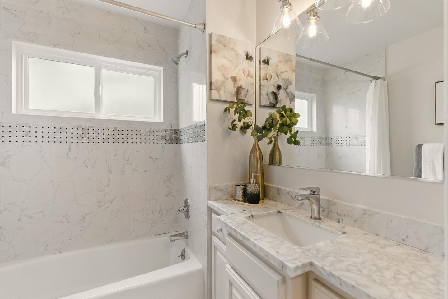 Detail Gallery Image 25 of 47 For 24 Chilton Ave, San Carlos,  CA 94070 - 4 Beds | 2 Baths