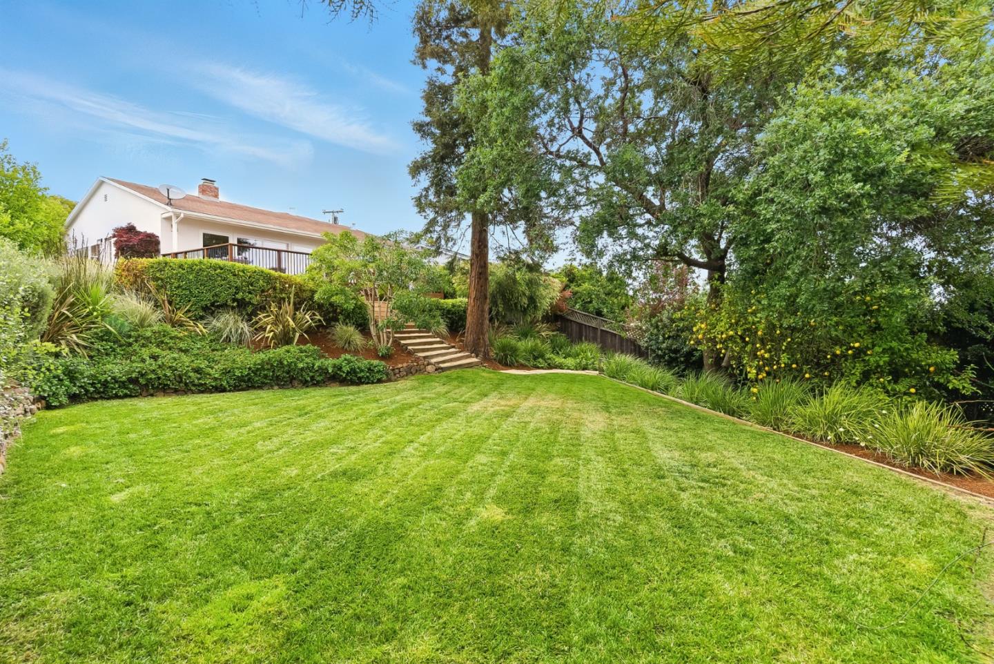 Detail Gallery Image 3 of 47 For 24 Chilton Ave, San Carlos,  CA 94070 - 4 Beds | 2 Baths