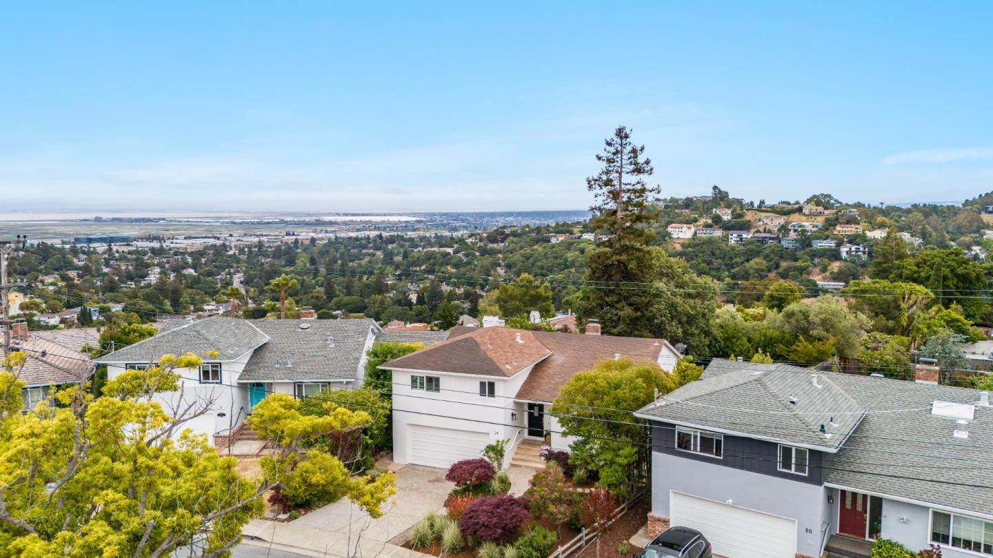 Detail Gallery Image 40 of 47 For 24 Chilton Ave, San Carlos,  CA 94070 - 4 Beds | 2 Baths