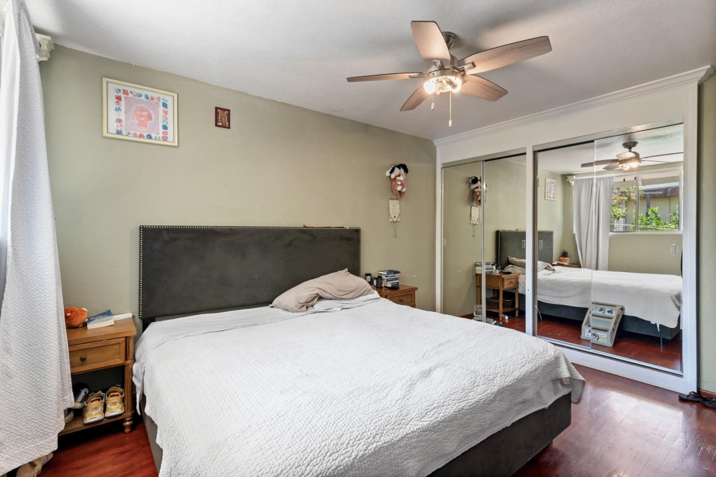 Detail Gallery Image 10 of 13 For 2547 Hazelwood Way, East Palo Alto,  CA 94303 - 3 Beds | 2 Baths