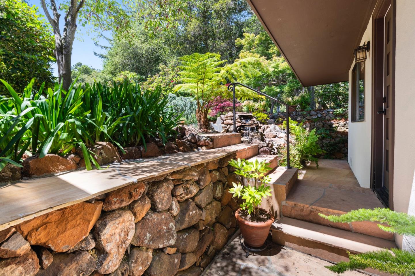 Detail Gallery Image 64 of 81 For 165 Golden Oak Dr, Portola Valley,  CA 94028 - 3 Beds | 2/1 Baths