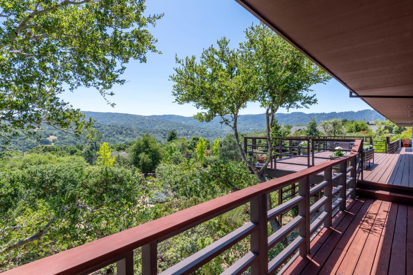 Detail Gallery Image 76 of 81 For 165 Golden Oak Dr, Portola Valley,  CA 94028 - 3 Beds | 2/1 Baths