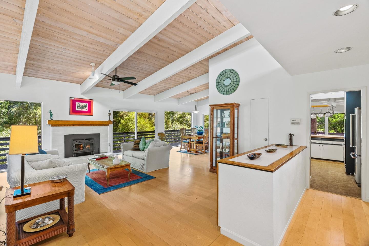 Detail Gallery Image 10 of 52 For 152 Montclair Dr, Santa Cruz,  CA 95060 - 4 Beds | 3 Baths