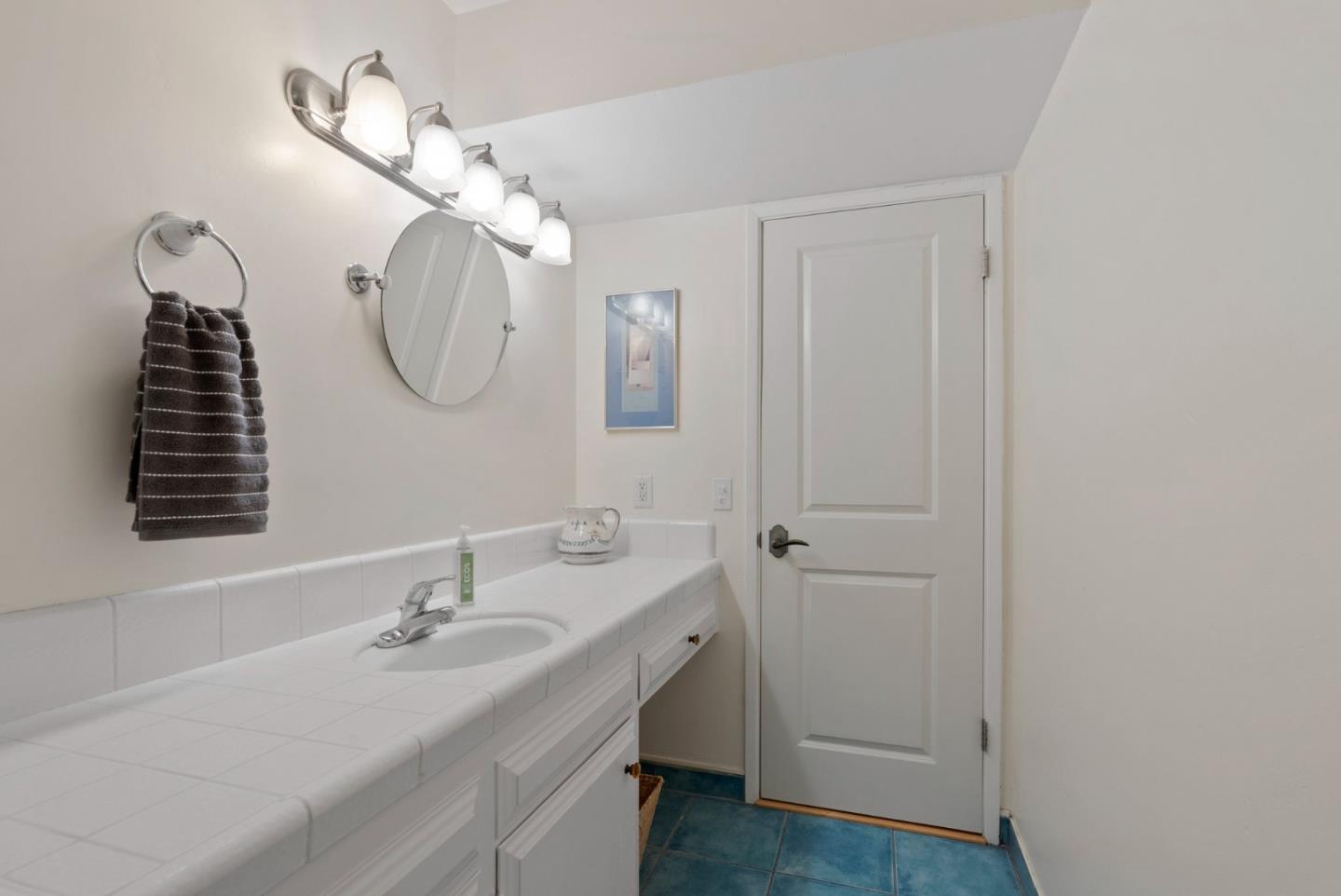 Detail Gallery Image 29 of 52 For 152 Montclair Dr, Santa Cruz,  CA 95060 - 4 Beds | 3 Baths