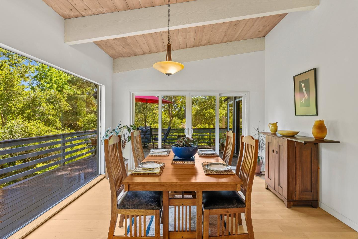Detail Gallery Image 8 of 52 For 152 Montclair Dr, Santa Cruz,  CA 95060 - 4 Beds | 3 Baths