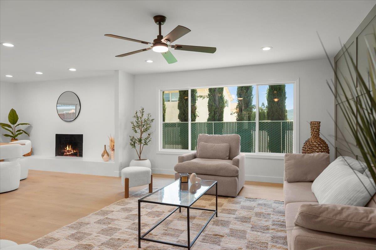 Detail Gallery Image 5 of 47 For 770 Gary St, Gilroy,  CA 95020 - 3 Beds | 2 Baths