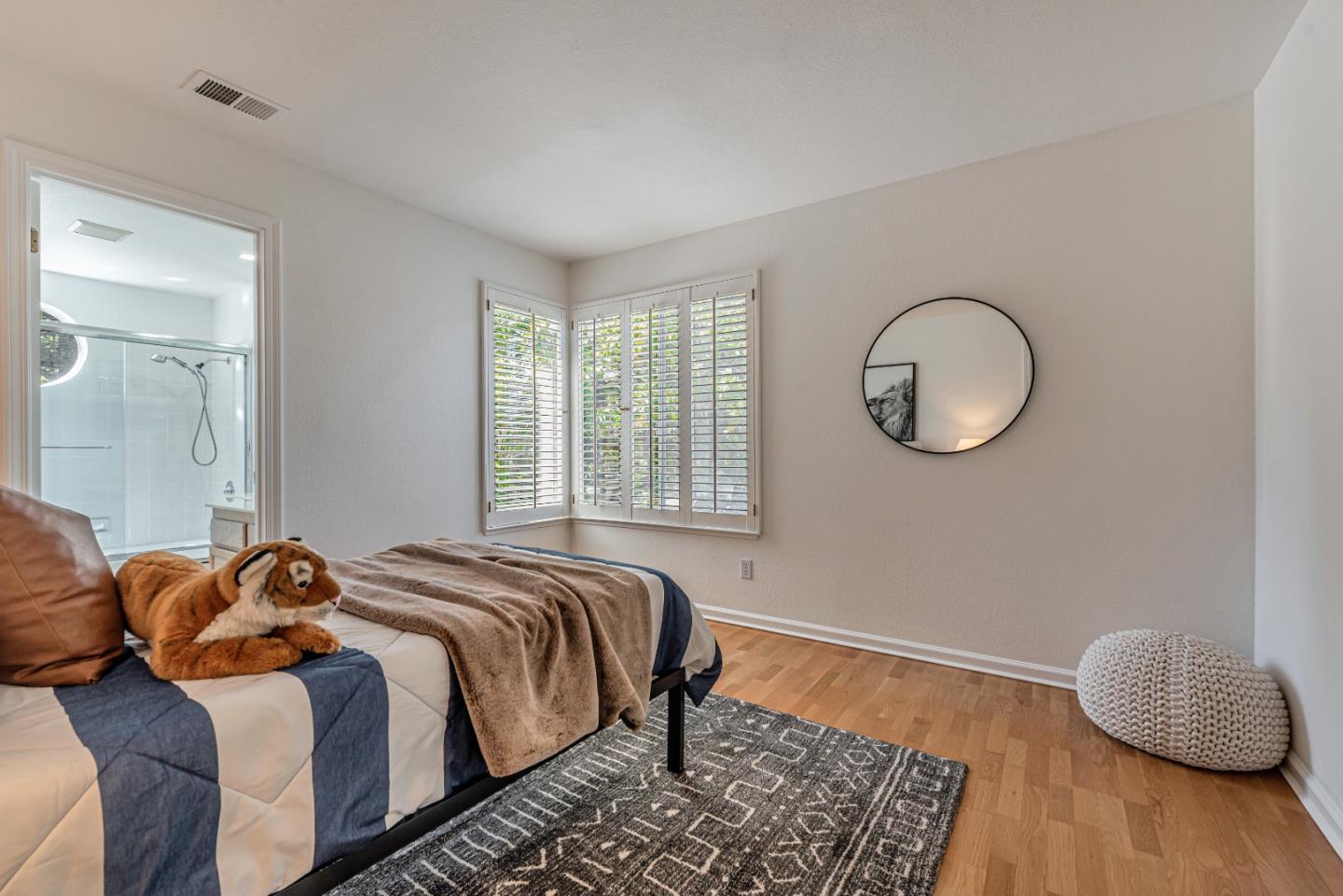 Detail Gallery Image 34 of 58 For 11902 Shasta Spring Ct, Cupertino,  CA 95014 - 3 Beds | 3 Baths