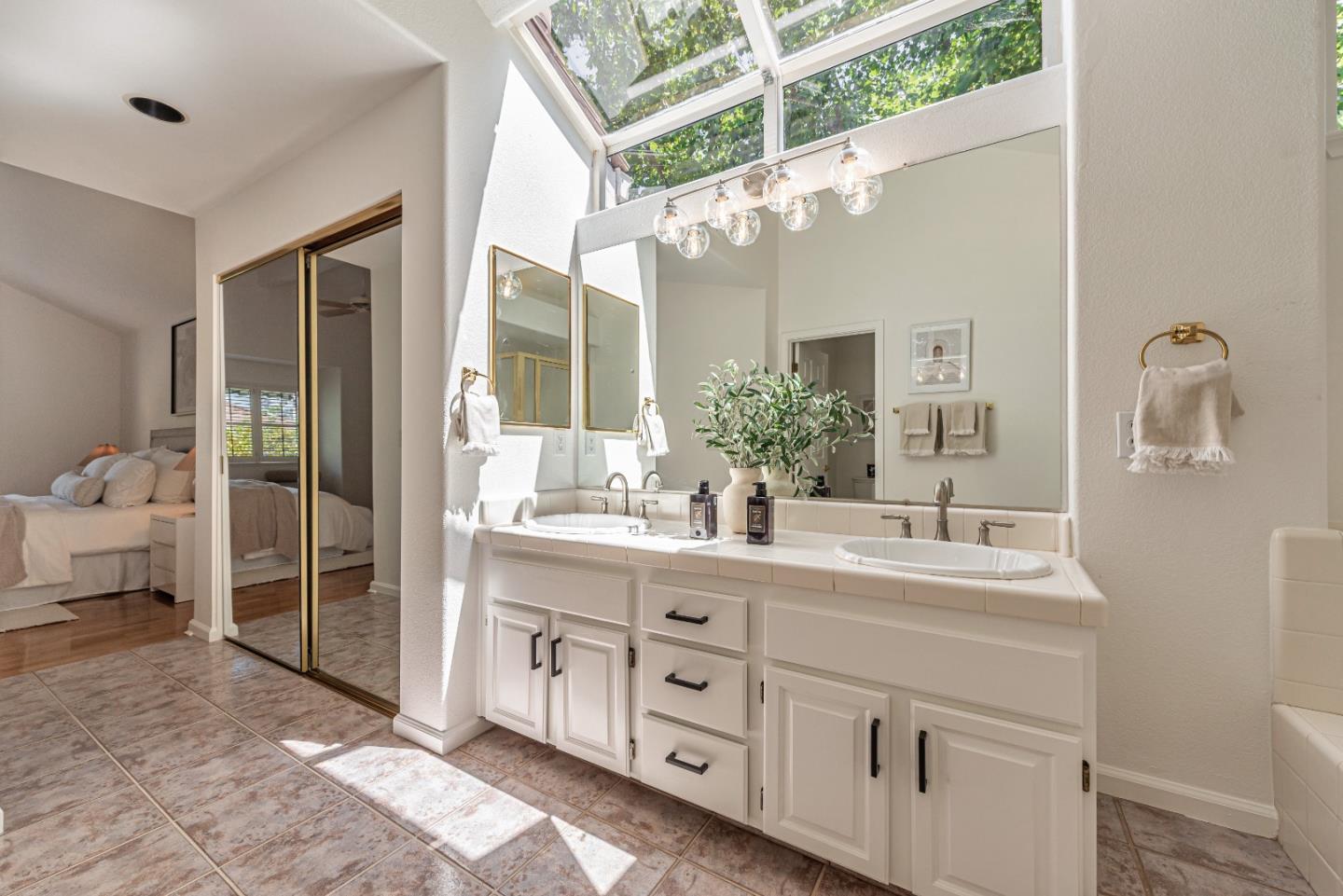 Detail Gallery Image 45 of 58 For 11902 Shasta Spring Ct, Cupertino,  CA 95014 - 3 Beds | 3 Baths