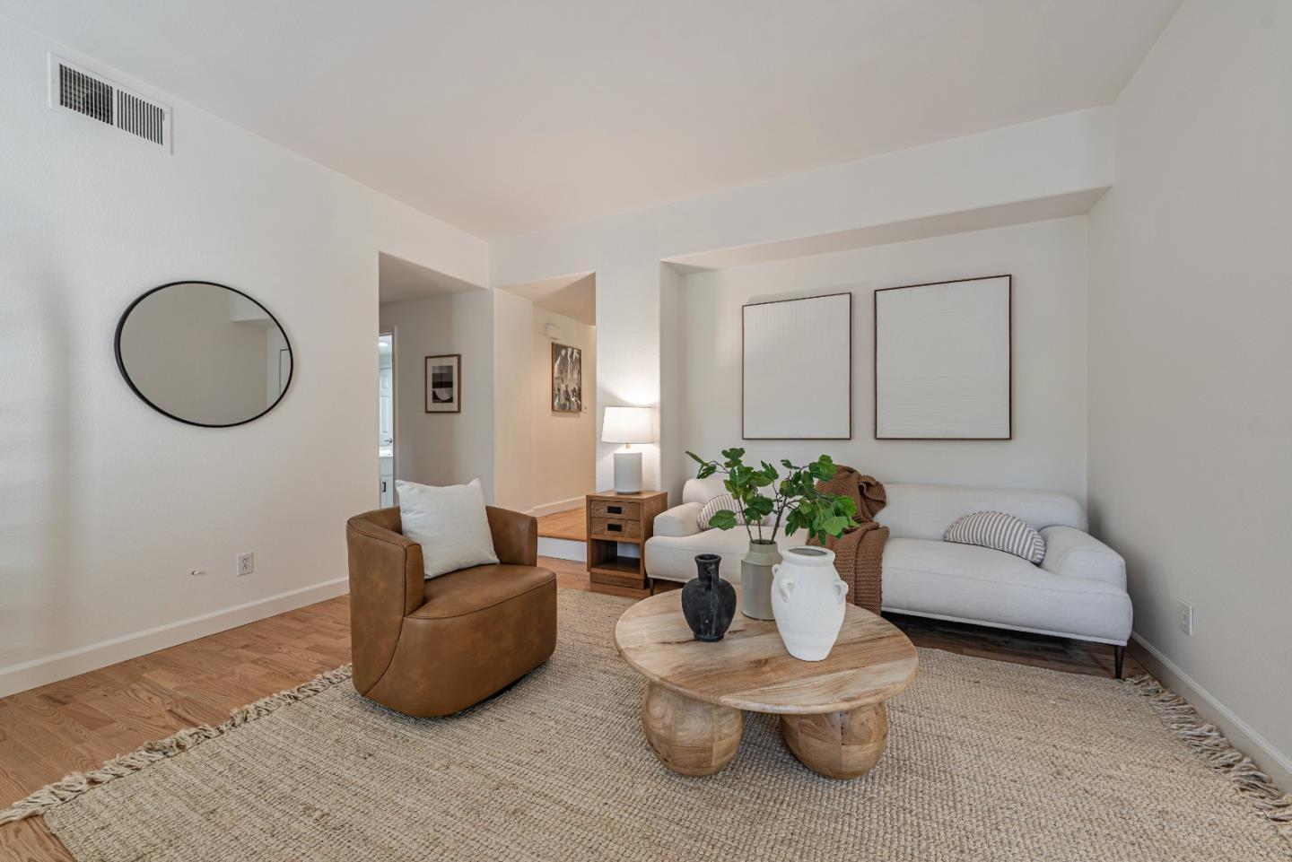 Detail Gallery Image 8 of 58 For 11902 Shasta Spring Ct, Cupertino,  CA 95014 - 3 Beds | 3 Baths