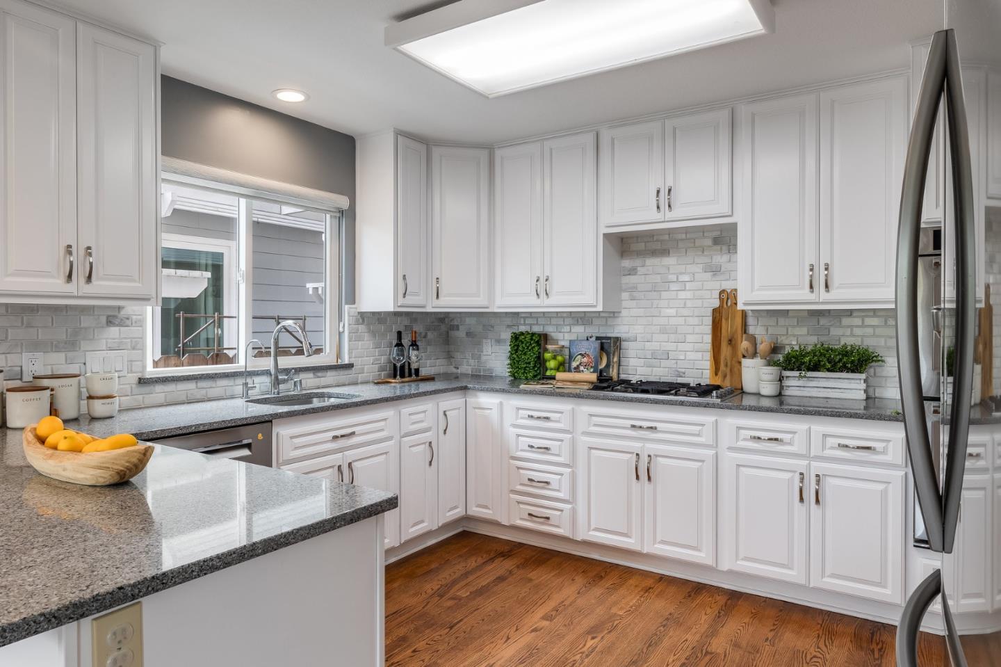 Detail Gallery Image 18 of 51 For 448 Correas St, Half Moon Bay,  CA 94019 - 3 Beds | 3 Baths