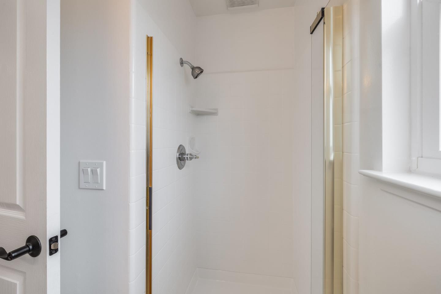 Detail Gallery Image 21 of 51 For 448 Correas St, Half Moon Bay,  CA 94019 - 3 Beds | 3 Baths