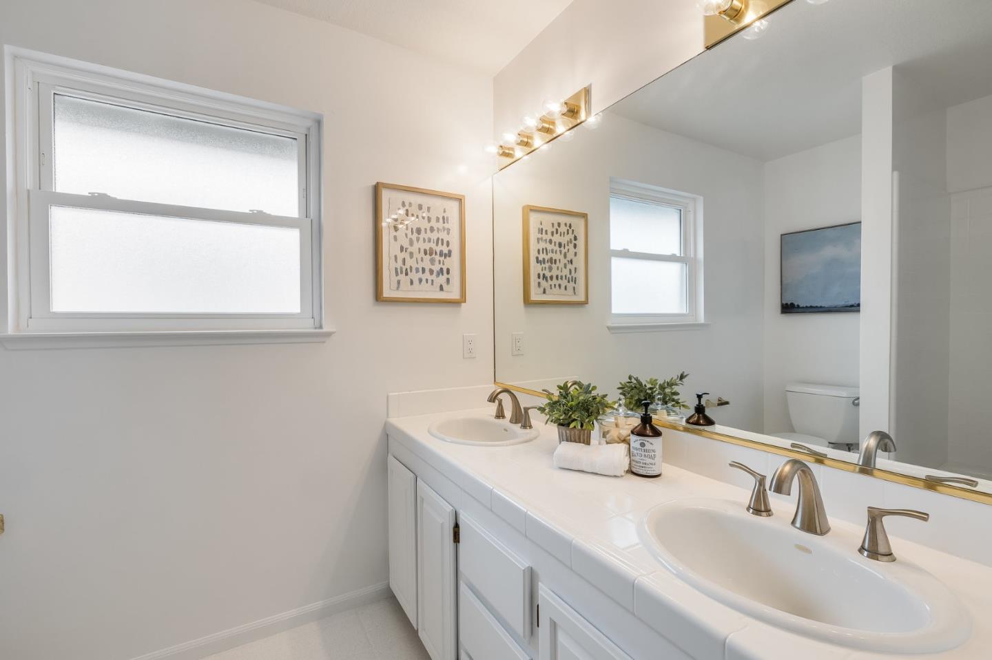 Detail Gallery Image 35 of 51 For 448 Correas St, Half Moon Bay,  CA 94019 - 3 Beds | 3 Baths