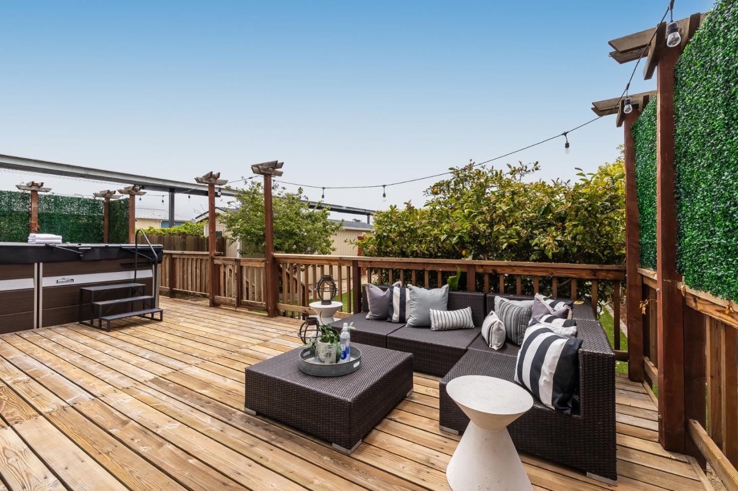 Detail Gallery Image 40 of 51 For 448 Correas St, Half Moon Bay,  CA 94019 - 3 Beds | 3 Baths