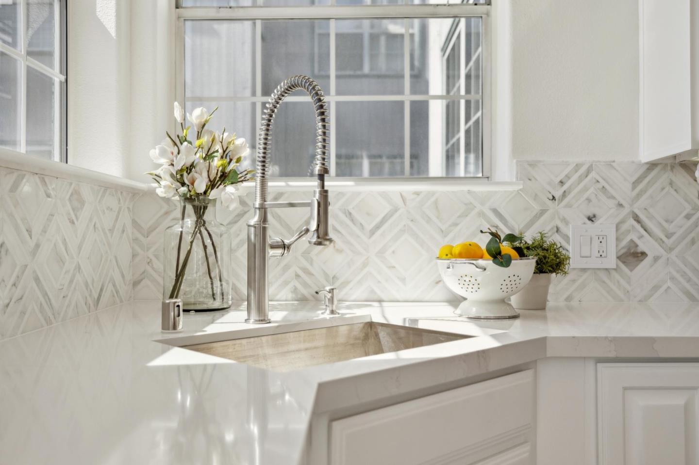 Detail Gallery Image 11 of 33 For 700 Promontory Point Ln #1206,  Foster City,  CA 94404 - 2 Beds | 2/1 Baths