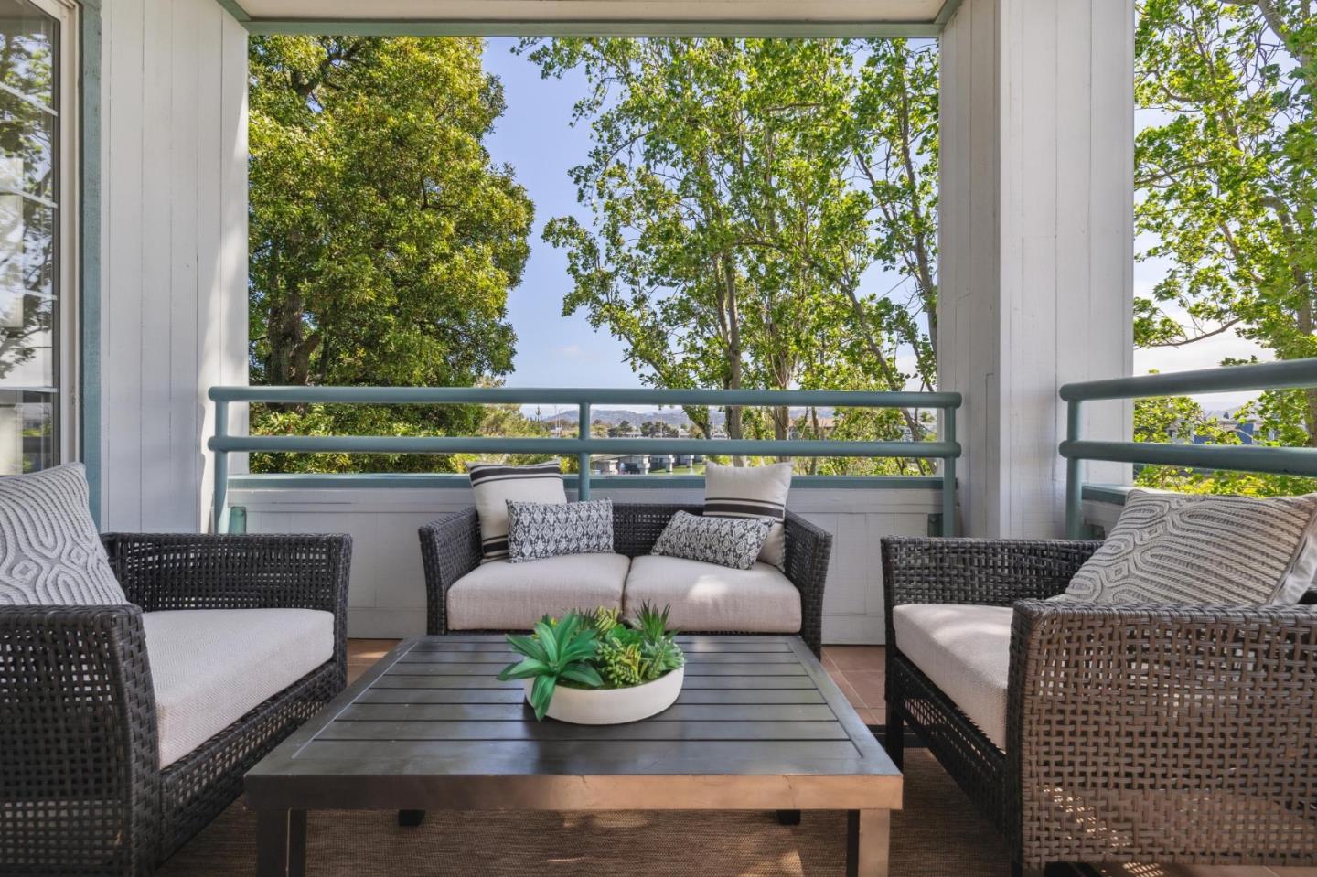 Detail Gallery Image 27 of 33 For 700 Promontory Point Ln #1206,  Foster City,  CA 94404 - 2 Beds | 2/1 Baths