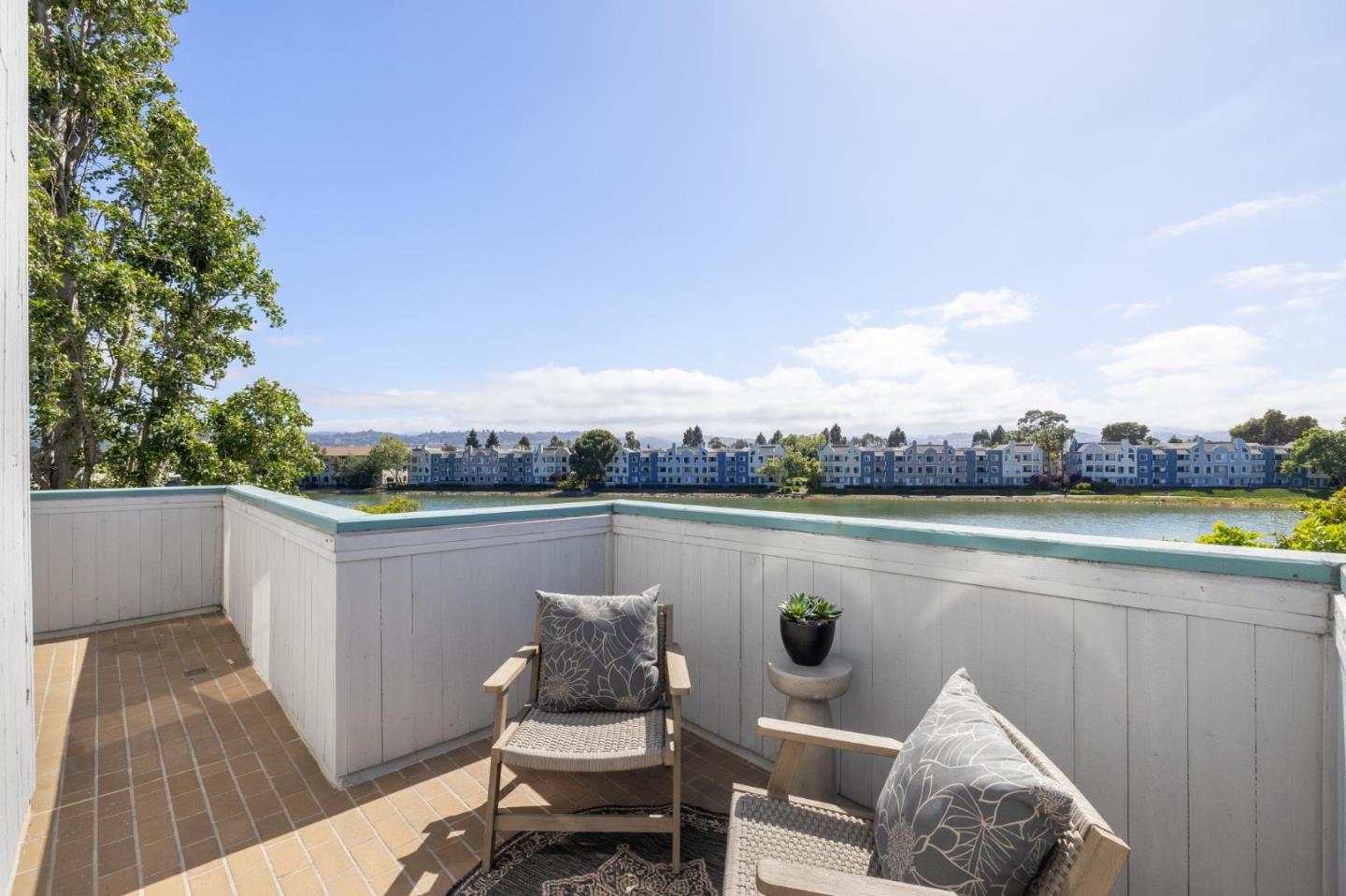 Detail Gallery Image 30 of 33 For 700 Promontory Point Ln #1206,  Foster City,  CA 94404 - 2 Beds | 2/1 Baths