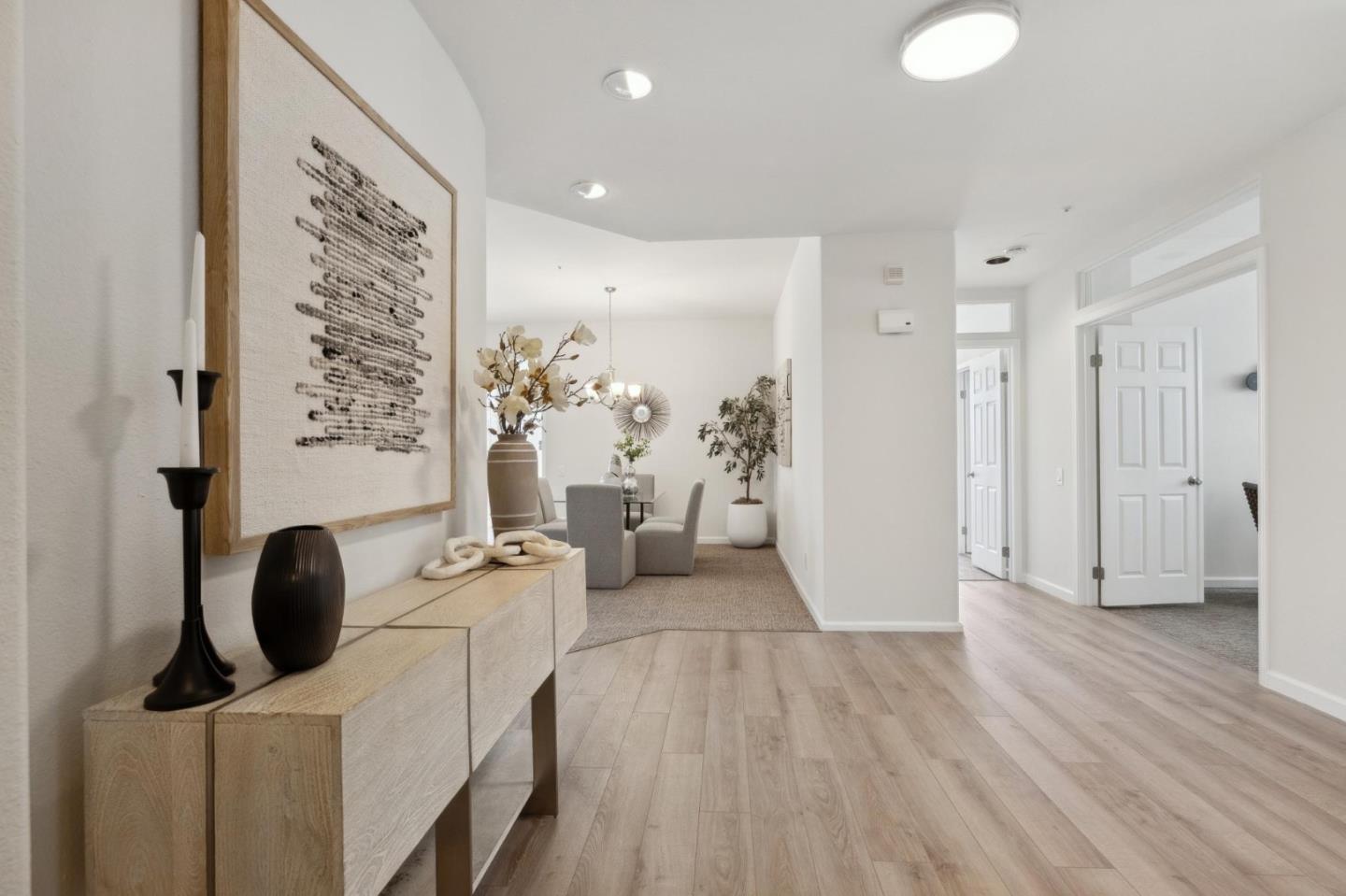 Detail Gallery Image 5 of 33 For 700 Promontory Point Ln #1206,  Foster City,  CA 94404 - 2 Beds | 2/1 Baths
