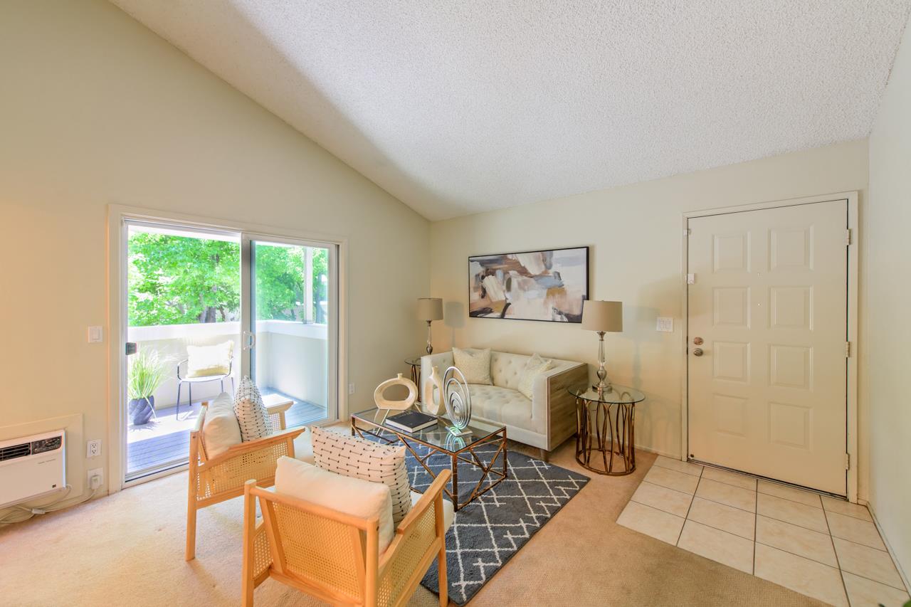 Detail Gallery Image 1 of 14 For 1058 Tekman Dr, San Jose,  CA 95122 - 1 Beds | 1 Baths