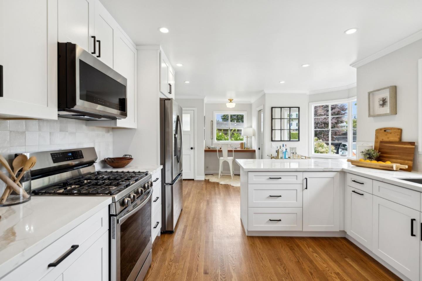 Detail Gallery Image 16 of 51 For 29 Baytree Way, San Mateo,  CA 94402 - 2 Beds | 1/1 Baths