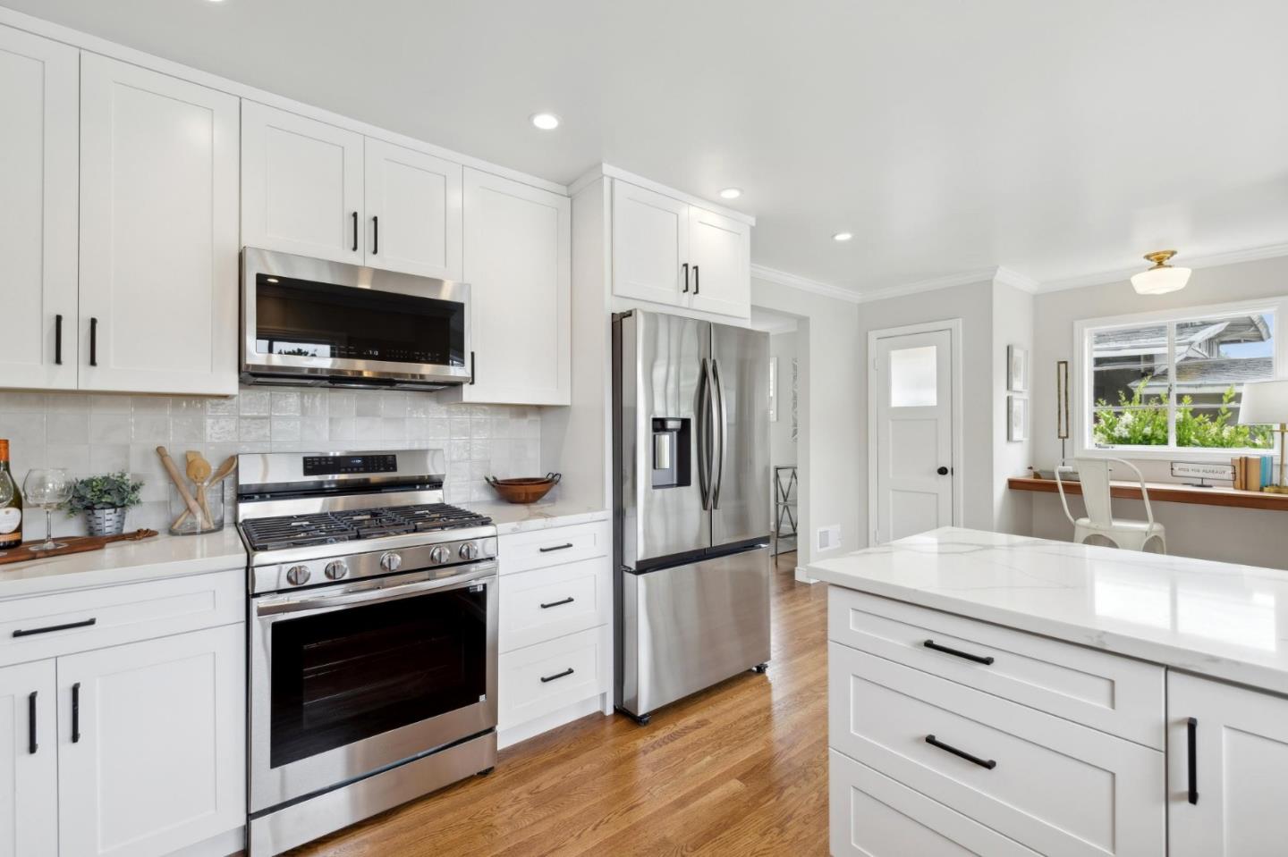Detail Gallery Image 17 of 51 For 29 Baytree Way, San Mateo,  CA 94402 - 2 Beds | 1/1 Baths