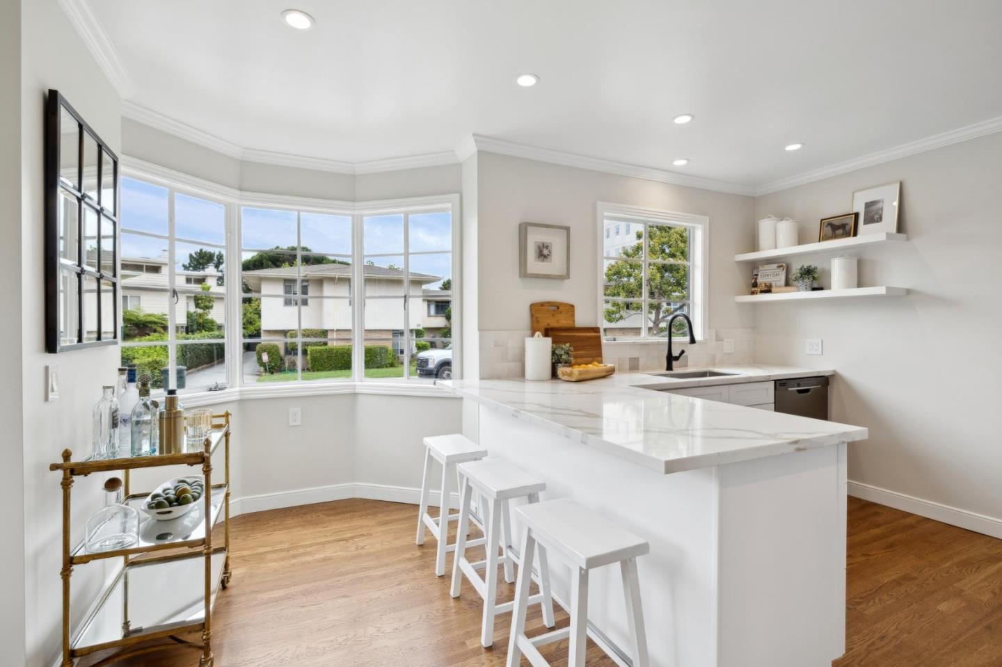Detail Gallery Image 18 of 51 For 29 Baytree Way, San Mateo,  CA 94402 - 2 Beds | 1/1 Baths