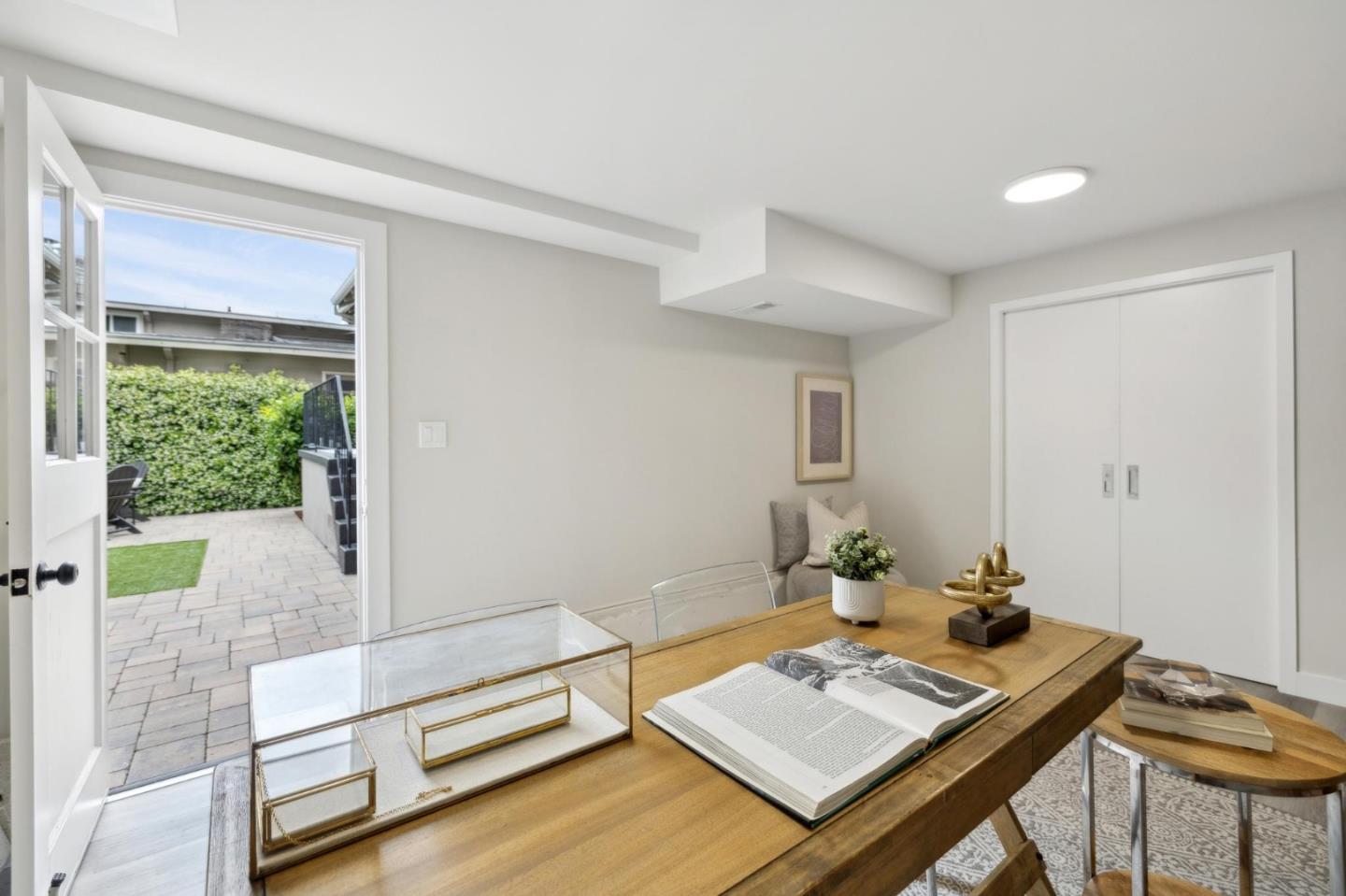 Detail Gallery Image 38 of 51 For 29 Baytree Way, San Mateo,  CA 94402 - 2 Beds | 1/1 Baths