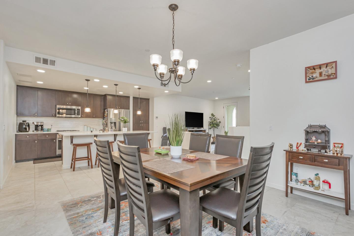 Detail Gallery Image 11 of 33 For 1931 Journey St, Milpitas,  CA 95035 - 2 Beds | 2 Baths