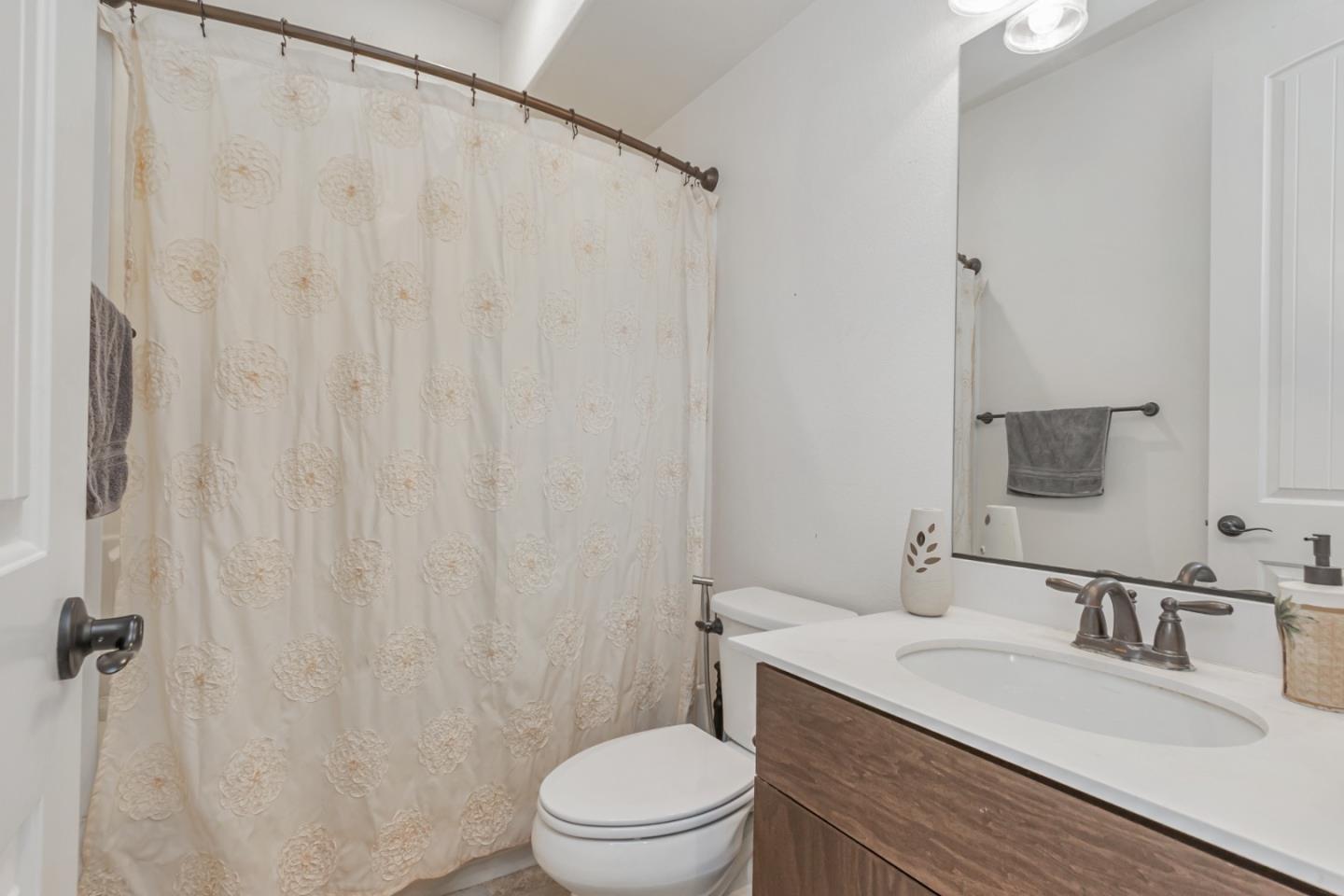 Detail Gallery Image 19 of 33 For 1931 Journey St, Milpitas,  CA 95035 - 2 Beds | 2 Baths