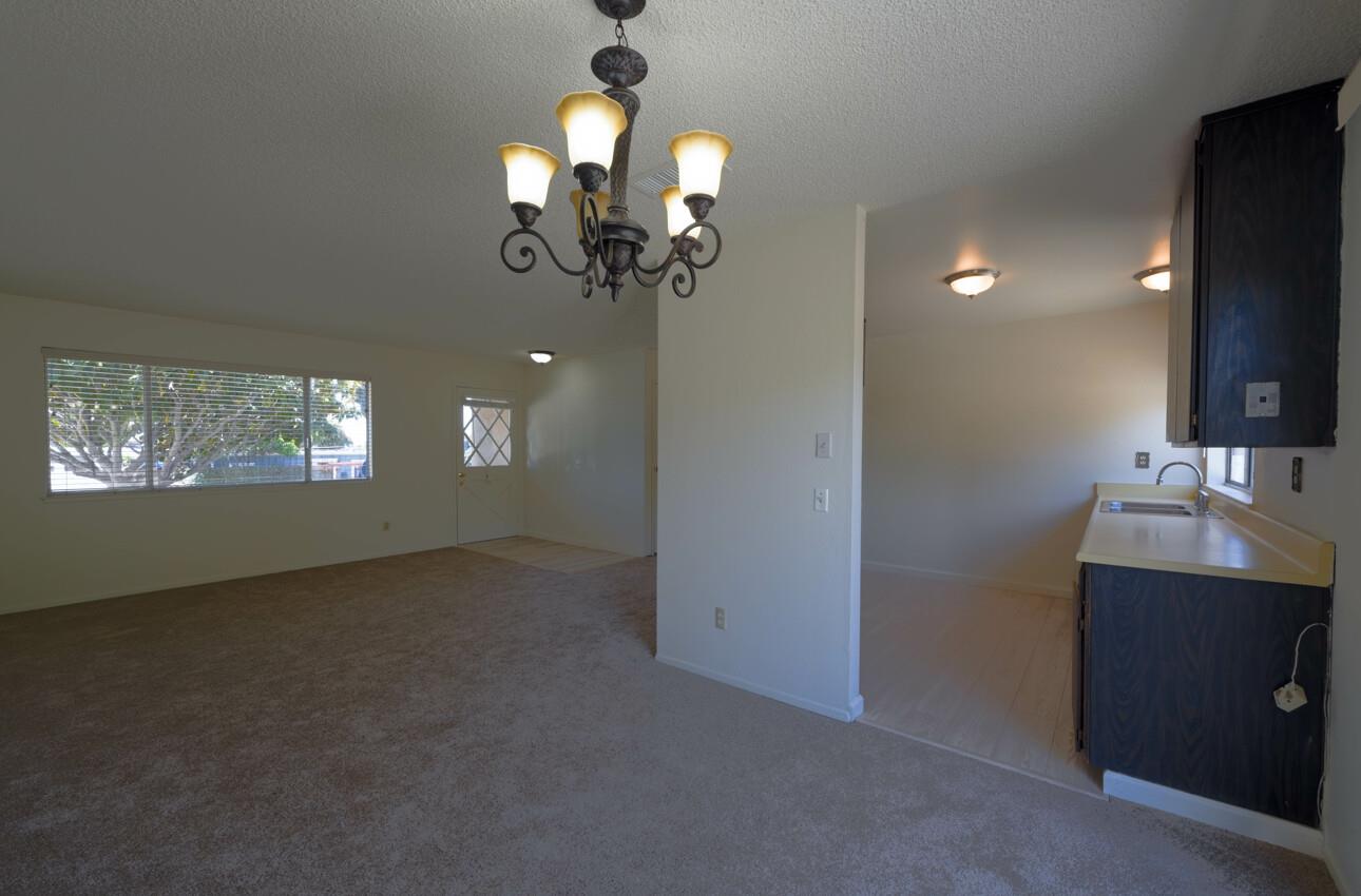 Detail Gallery Image 12 of 36 For 1622 Flores St, Seaside,  CA 93955 - 4 Beds | 2 Baths