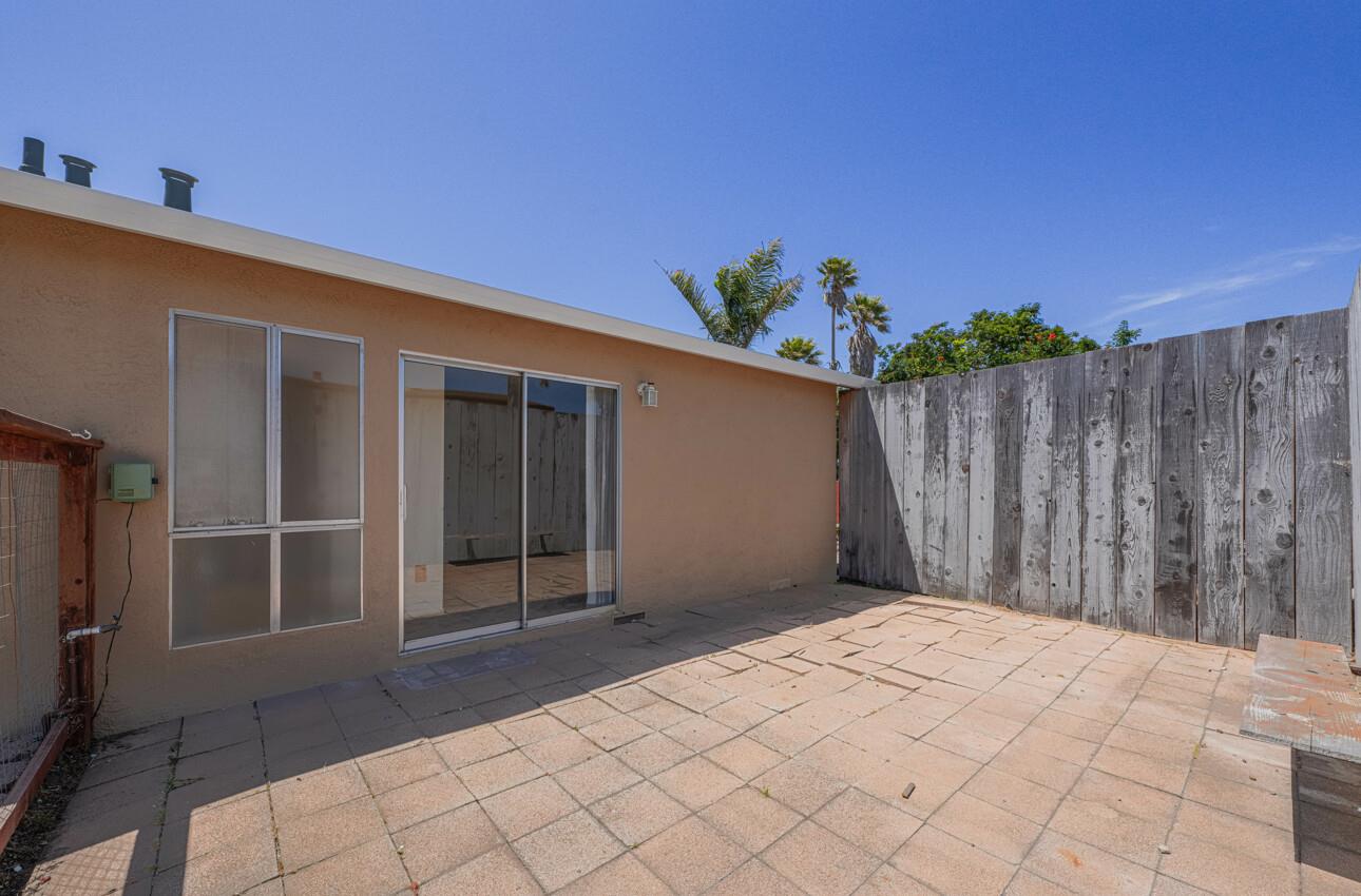 Detail Gallery Image 19 of 36 For 1622 Flores St, Seaside,  CA 93955 - 4 Beds | 2 Baths