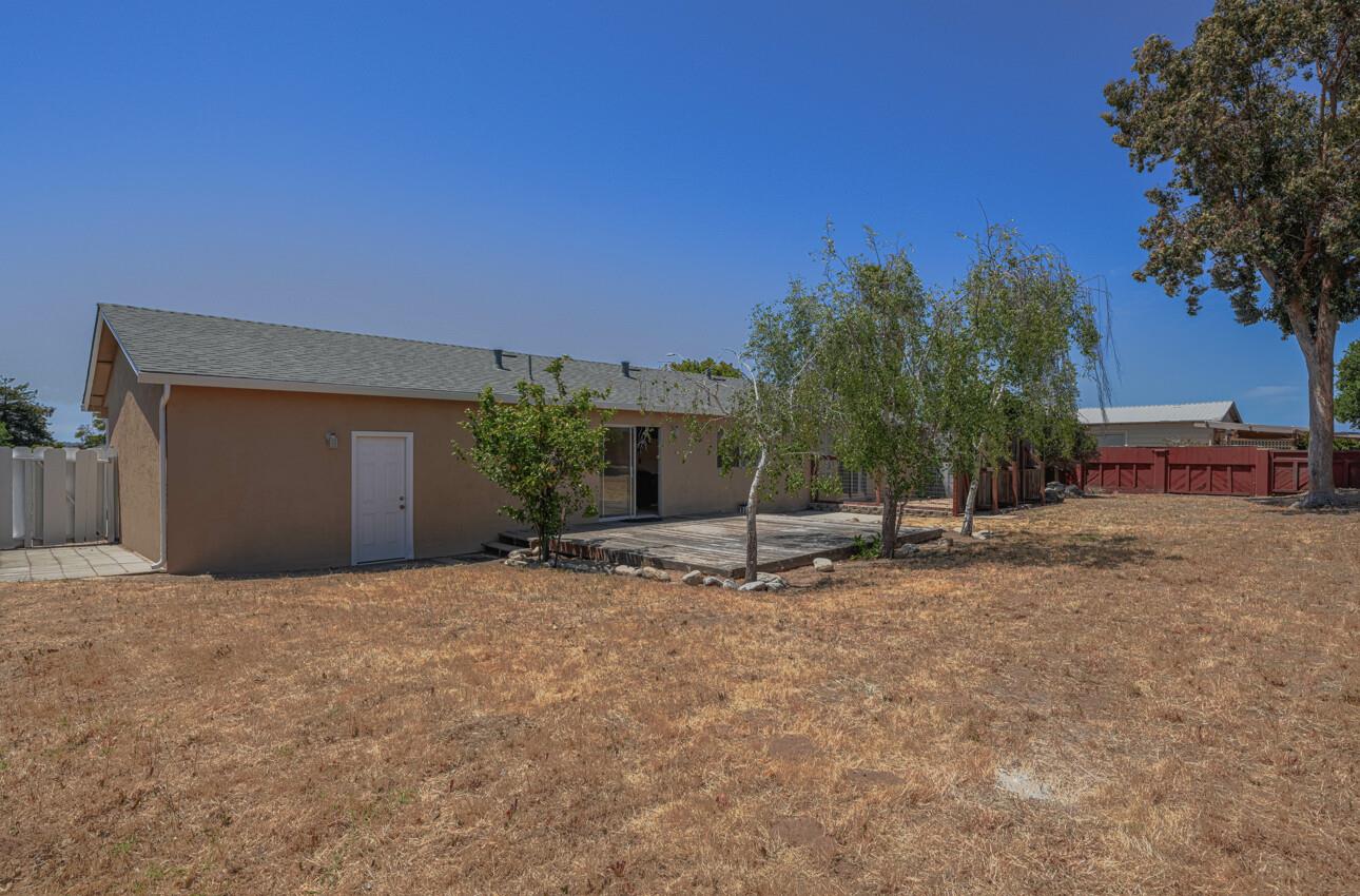 Detail Gallery Image 35 of 36 For 1622 Flores St, Seaside,  CA 93955 - 4 Beds | 2 Baths