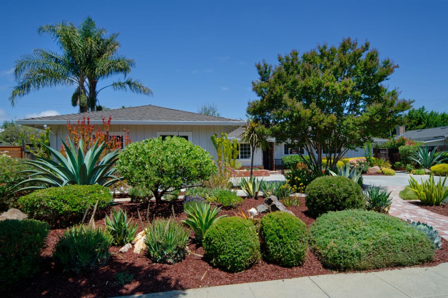 Detail Gallery Image 10 of 42 For 2763 Gardendale Dr, San Jose,  CA 95125 - 4 Beds | 3 Baths