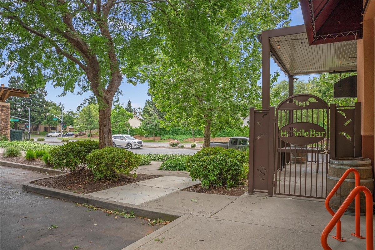 Detail Gallery Image 14 of 21 For 2070 E 20th St, Chico,  CA 95928 - – Beds | – Baths