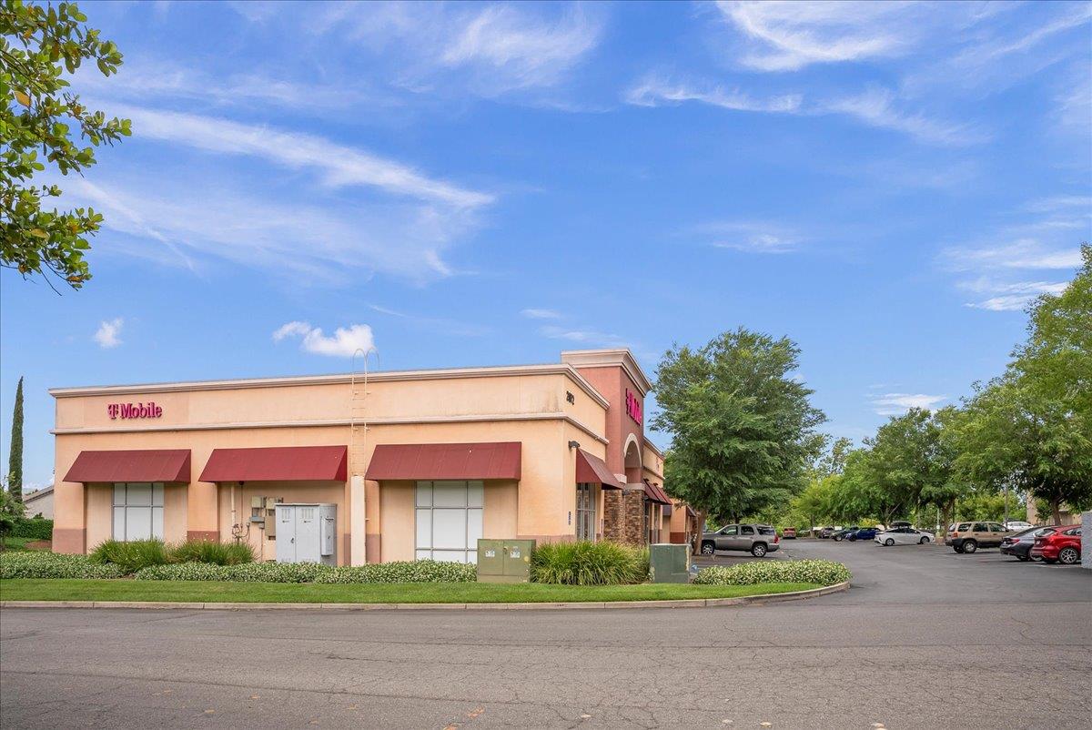 Detail Gallery Image 6 of 21 For 2070 E 20th St, Chico,  CA 95928 - – Beds | – Baths