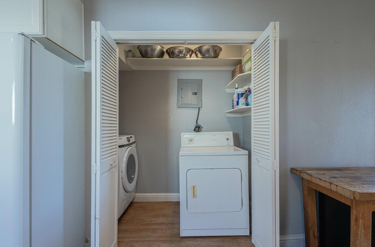 Detail Gallery Image 14 of 28 For 121 Oak St, Salinas,  CA 93901 - 3 Beds | 2 Baths
