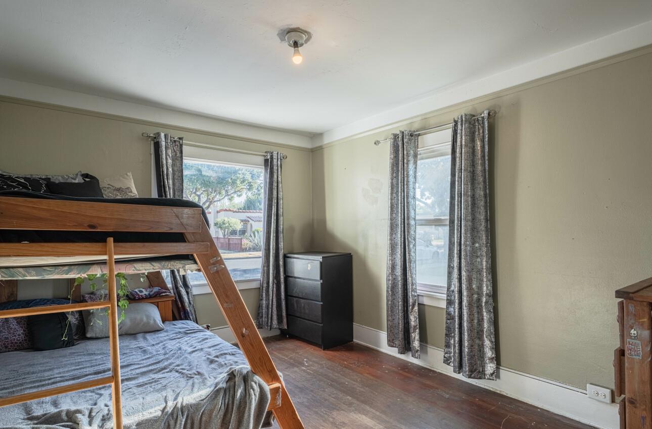 Detail Gallery Image 15 of 28 For 121 Oak St, Salinas,  CA 93901 - 3 Beds | 2 Baths