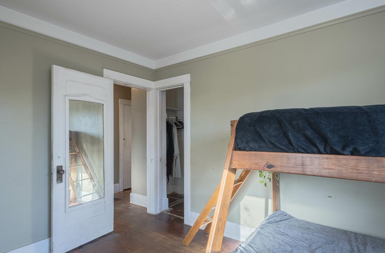 Detail Gallery Image 16 of 28 For 121 Oak St, Salinas,  CA 93901 - 3 Beds | 2 Baths
