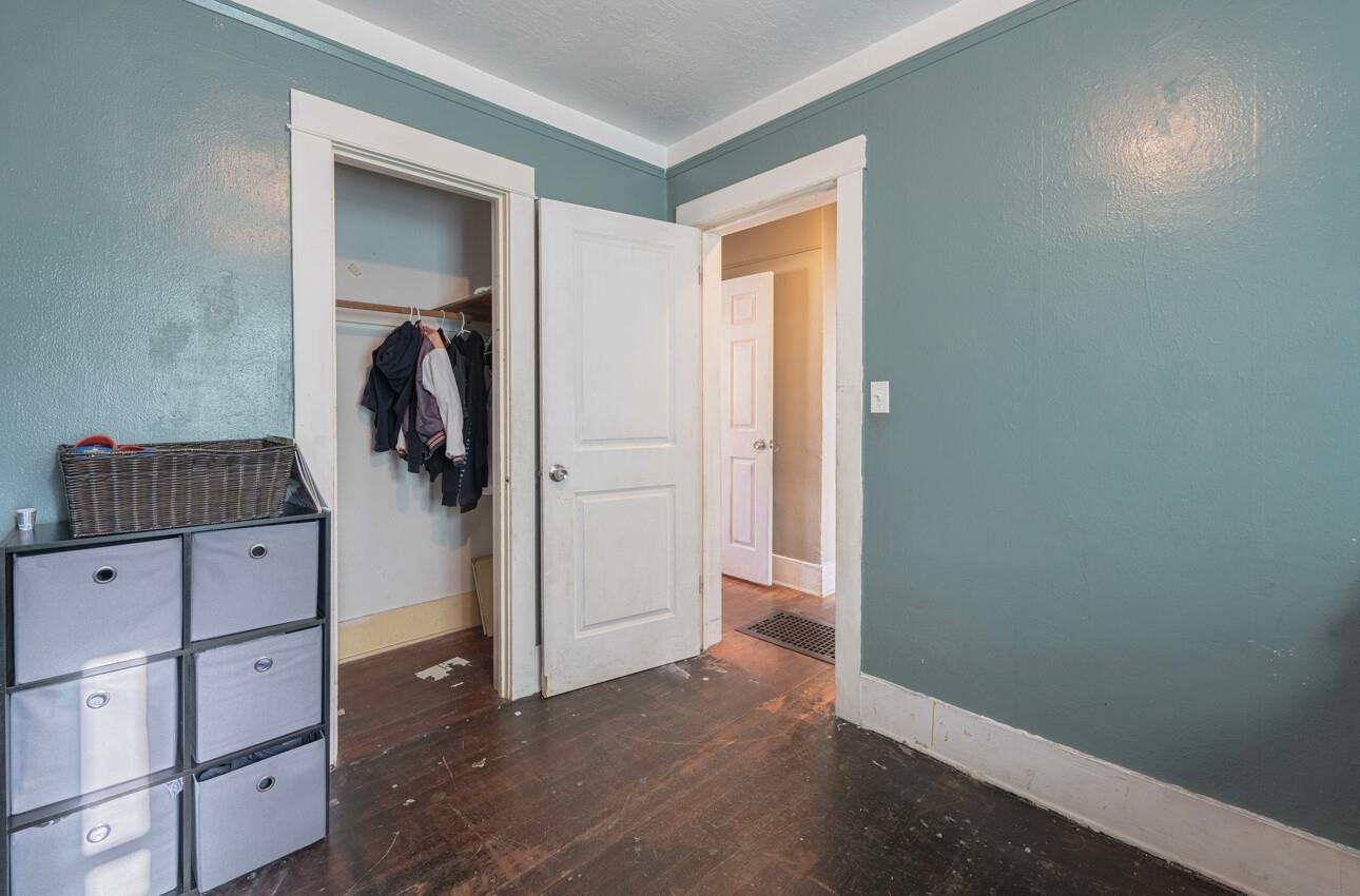 Detail Gallery Image 18 of 28 For 121 Oak St, Salinas,  CA 93901 - 3 Beds | 2 Baths