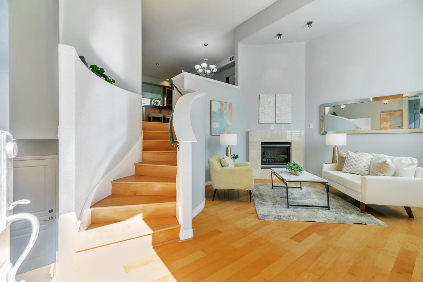 Detail Gallery Image 12 of 60 For 867 Neal, San Jose,  CA 95128 - 3 Beds | 2/1 Baths