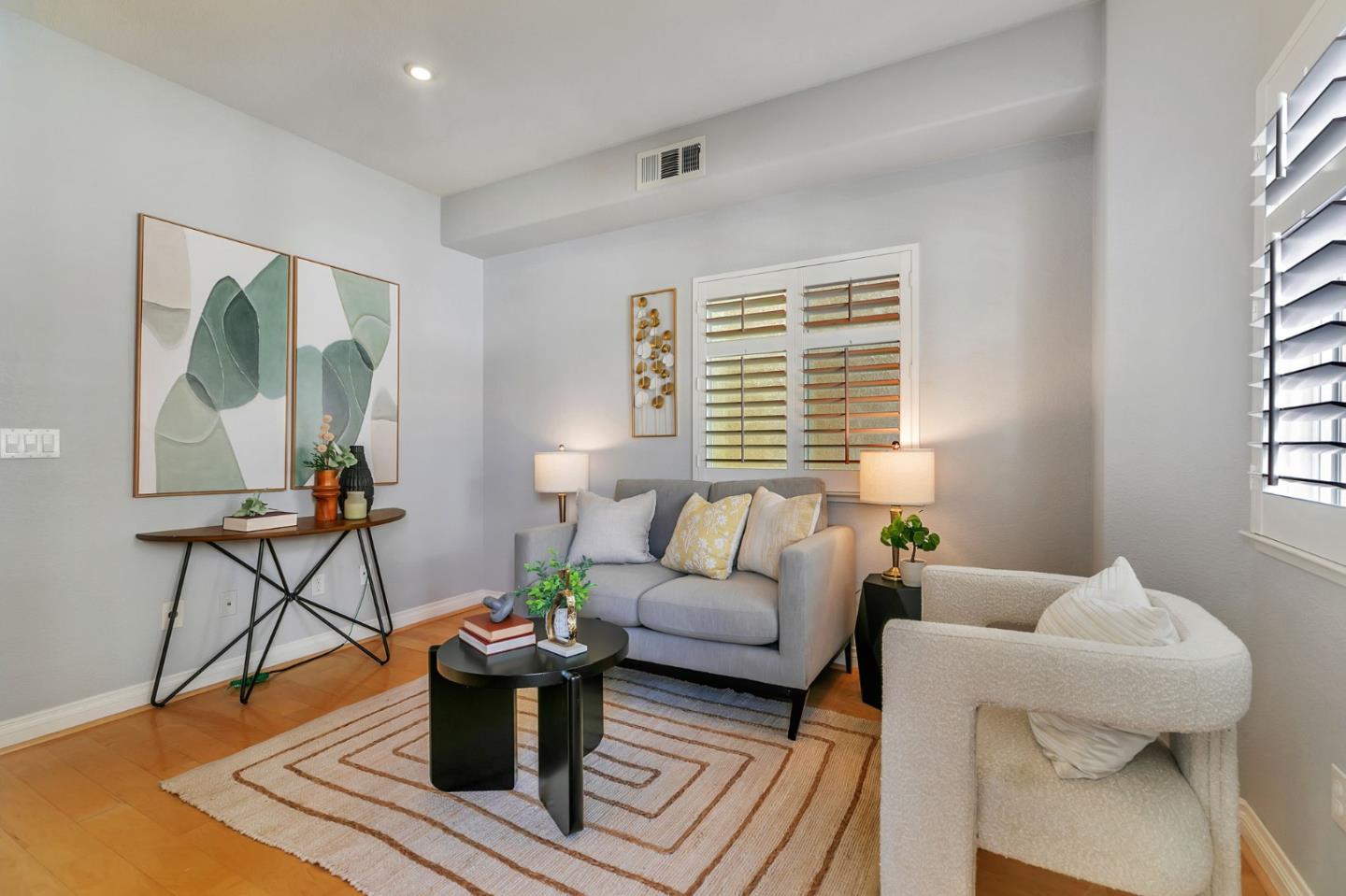Detail Gallery Image 21 of 60 For 867 Neal, San Jose,  CA 95128 - 3 Beds | 2/1 Baths