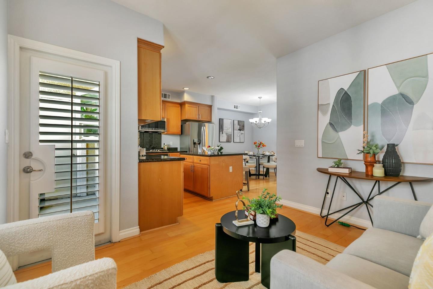 Detail Gallery Image 22 of 60 For 867 Neal, San Jose,  CA 95128 - 3 Beds | 2/1 Baths
